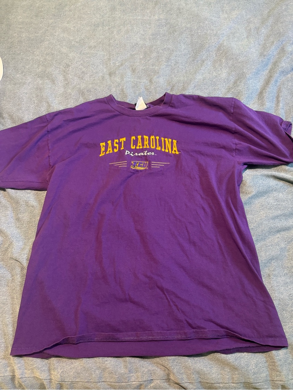 Vintage TSI East Carolina Pirates ECU T-Shirt Purple Large/XL